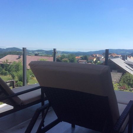 Ferienwohnungen Alpenblick Mit Garten -Panoramasauna- Kirchdorf im Wald Kültér fotó
